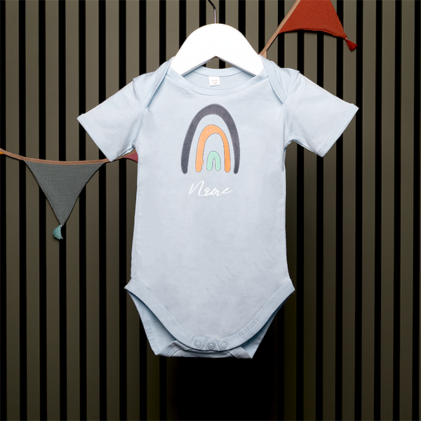 Baby Bodysuit - Regenbogen - in 4 Farben
