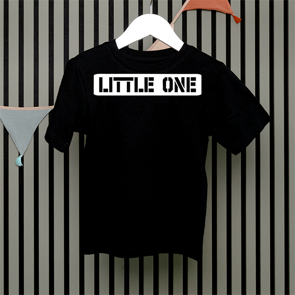 Kids T-Shirt - Name - Serif - in 5 Farben
